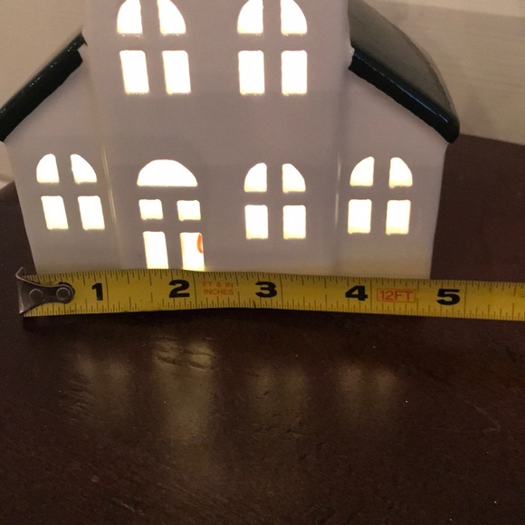 Lighted House Decoration - Picture 11 of 16